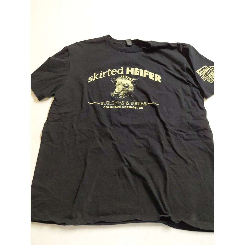 Skirted Heifer Dinersbdrive-ins And Dives Colorado Springs  T-shirt Large